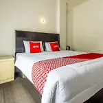 OYO 3816 The Tispa Syariah Residence